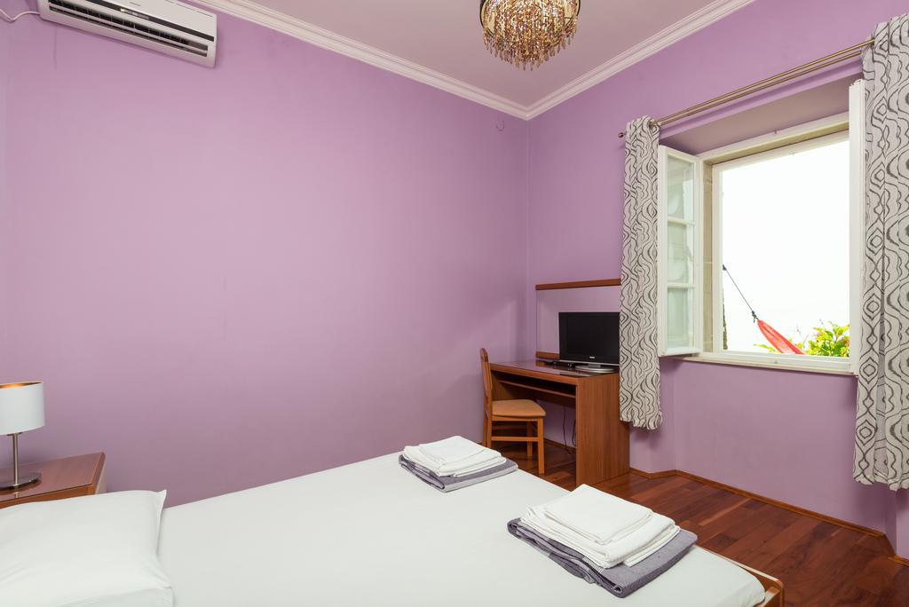 Holiday Home Luna Оребич Экстерьер фото