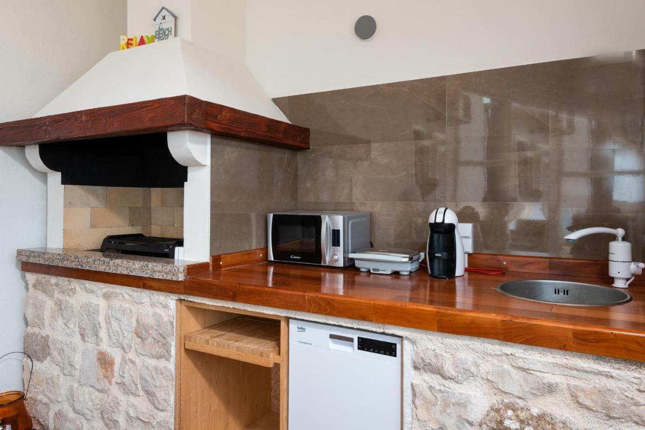 Holiday Home Luna Оребич Экстерьер фото